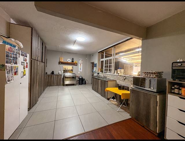 5 BEDROOM HOUSE FOR SALE IN BRAKPAN CENTRAL